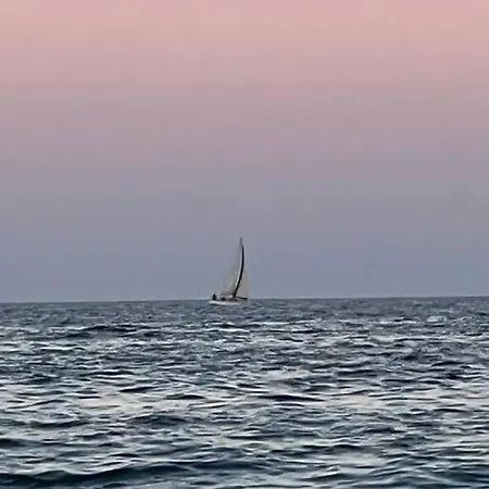 Atico 1ª Linea De Playa En Puerto De Aguadulce 阿尔梅里亚